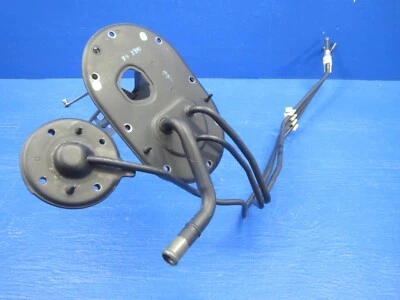 Toyota 4runner 1999 tanque de combustible de 3,4 L, soporte de bomba de combustible, tubo. OEM LIBRE DE ÓXIDO. B11 Foto 1 de 4