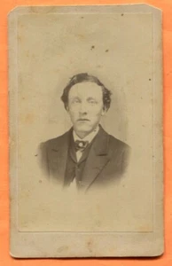 CDV Findlay OH Portrait of a Young Man by Kinnaman circa 1870s Backstamp - Picture 1 of 3
