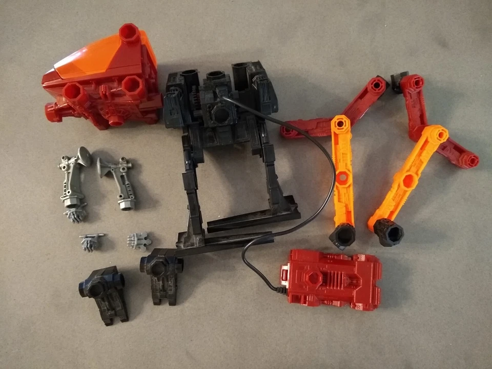 Lot of Vintage Robotix Building Toy Parts Milton Bradley Learning Curve - Image 1 of 1