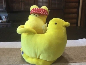 Peeps Yellow Chick Easter Basket with Peeps Bunny 2005/2022 Plush - Picture 1 of 4