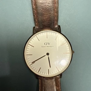 Daniel Wellington DW Men's Classic Brown Leather Watch 40mm - Picture 1 of 5