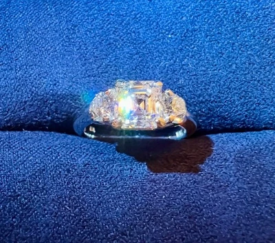 GIA 1.30 ct F/VVS2 Square Emerald Cut Natural Diamond 1.74ct Engagement Ring 18k - Image 1 of 4