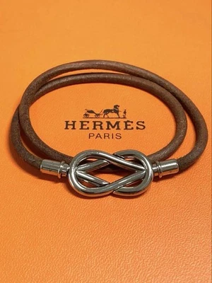 Bracelet double Hermes Atame en cuir argenté excellent état d'occasion pour f... - Photo 1/4