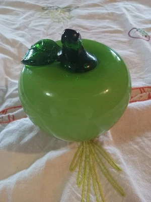 Murano Style Green Apple 🍏 Glass Fruit Green Stem VTG Hand Blown MCM Art  — 第 1/4 张图片