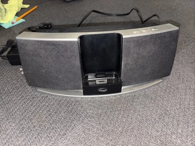 Base de altavoces Klipsch iGroove SXT 30 pines para iPod con cable de alimentación sin control remoto Foto 1 de 4