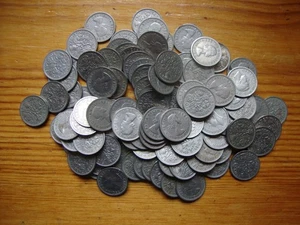 12 traditionelle britische Sixpences zum Einstecken in Weihnachtspuddings - Bild 1 von 1