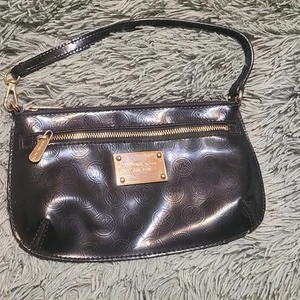 Michael Kors Signature Monogram Logo Patent Leather Wristlet Purse Handbag - Picture 1 of 9