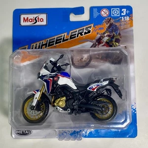 Maisto 2 Wheelers Honda Africa Twin CRF 1:18 Diecast Motorrad weiß - Bild 1 von 7