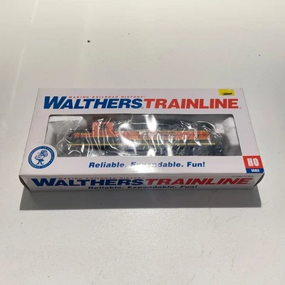 Walthers #931-120 HO Scale BNSF #3820 GP9M Locomotive Runs Boxed - Image 1 of 4