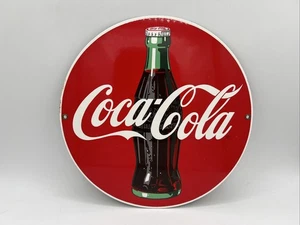 Vintage 1990 Coca Cola rund flach Metall Porzellan / Emaille Coke Werbeschild - Bild 1 von 7