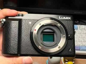 Panasonic LUMIX GX85 16.0MP Digital Mirrorless Camera - Black Only body - Picture 1 of 7