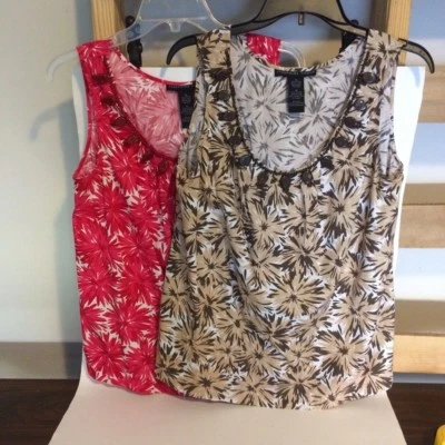 Lote (2) Camiseta sin mangas Josephine Chaus con cuentas M Foto 1 de 4