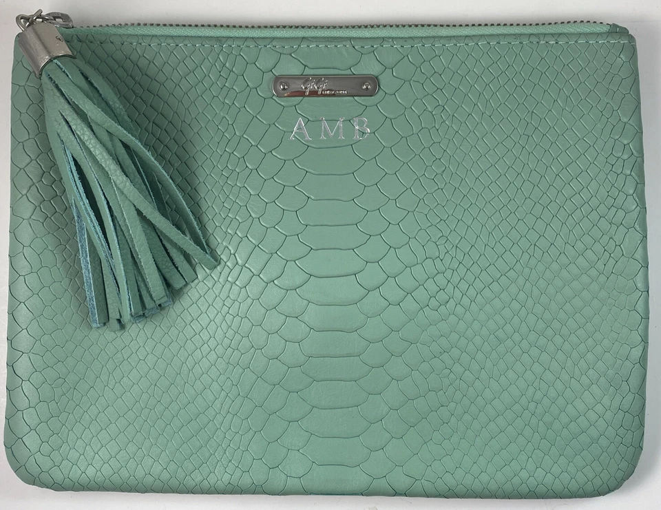 GiGi New York Mujeres Eucalipto Todo en Uno Cluch Verde azulado Clima Borla Cremallera Foto 1 de 4