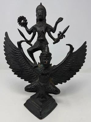 Antigua figura tailandesa de bronce Vishnu en Garuda Foto 1 de 4