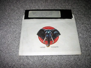 Mountain Hardware Apple Clock Demo - Vintage Apple II software - Picture 1 of 3
