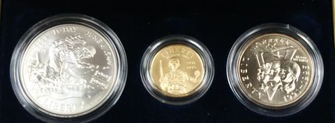 1991 1995 World War II 3 Coin BU Set $5 Gold $1 Silver Dollar NO COA Cover