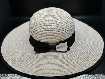 New W/ OUT  Tags ~ Beach Sun Hat Black & White One Size By MAGID - Image 1 of 4
