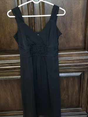 Vestido Bandolino Negro Sin Mangas Fiesta Sol Cuello en V Cintura Alta Transparente Forrado Talla 4 Foto 1 de 4