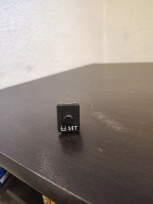 Interruptor de reinicio TPMS Toyota Solara 2007-2008 Foto 1 de 4