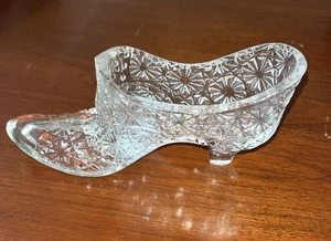 Fenton Art Glass Slipper Shoe Boot Clear Daisy and Button Pattern - Picture 1 of 4