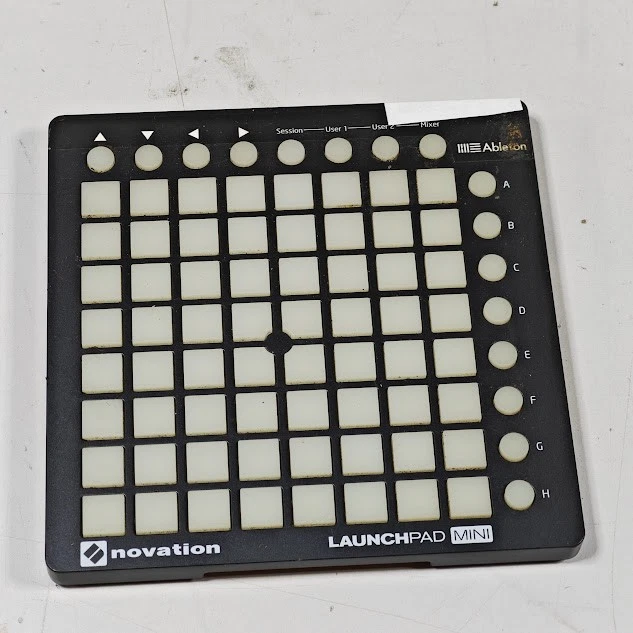 Novation Launchpad Mini - Ungetestet, Kein Kabel, 220V/240V - Bild 1 von 4