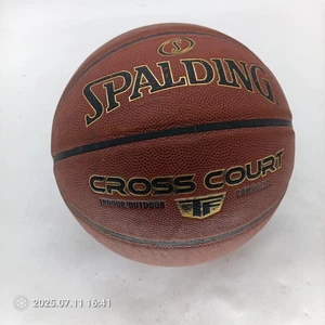 Pallacanestro Spalding Cross Court Taglia 7 Interno Esterno TF Composito Ufficiale - Foto 1 di 5