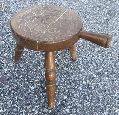 Taburete de ordeño de 3 patas de productos de muebles auténticos de colección con mango hecho en Japón Foto 1 de 4