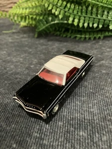 1969 69 Chevy Impala Convertible Collectible 1/64 Scale Diecast Diorama Model - Picture 1 of 10