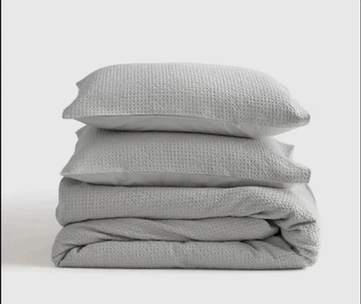 Quince 100% Organic Cotton Waffle Gray Duvet & 2 Shams! Full/ Queen (589) - Image 1 of 4