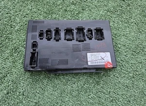 Mercedes W164 ML550 GL450 R350 Rear SAM Control Signal Acquisition Module 06-12 - Picture 1 of 5