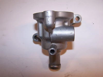 FUNDA TERMOSTATO HONDA CBR1000RR CARCASA CBR 1000 RR 19311-MEL-305 Foto 1 de 4