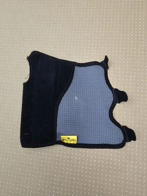 3M FUTURO comfrot стабилизирующий запястье браслет регулируемый один размер - Изображение 1 из 4