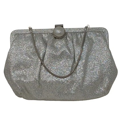 Bolso clutch vintage plateado brillante forro satinado correa de cadena y cierre a presión #D-43 Foto 1 de 4