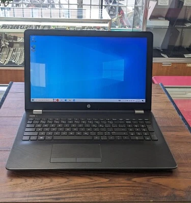 HP 15-bw009ca CPU AMD A9-9420/8GB Ram/256GB SSD/DVD-RW/AMD Radeon R5 Win 10 Foto 1 de 4