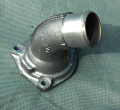 Carcasa termostato riel de agua sobrealimentador Jaguar XJR XKR 1997-2003 NCC2245BC Foto 1 de 4