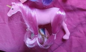 nuevo unicornio flocado recién fingiendo rosa. coleccionables - Imagen 1 de 6