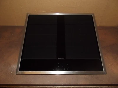 Siemens EY645CXB1E/01 Cooker Bound Induction Ceramic Hob 1J Wt P916 - Image 1 of 4