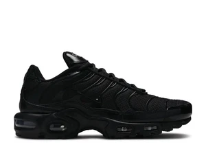 Size 13 Nike Air Max Plus TN Triple Black Mens Athletic Shoes 604133-050 - Picture 1 of 4