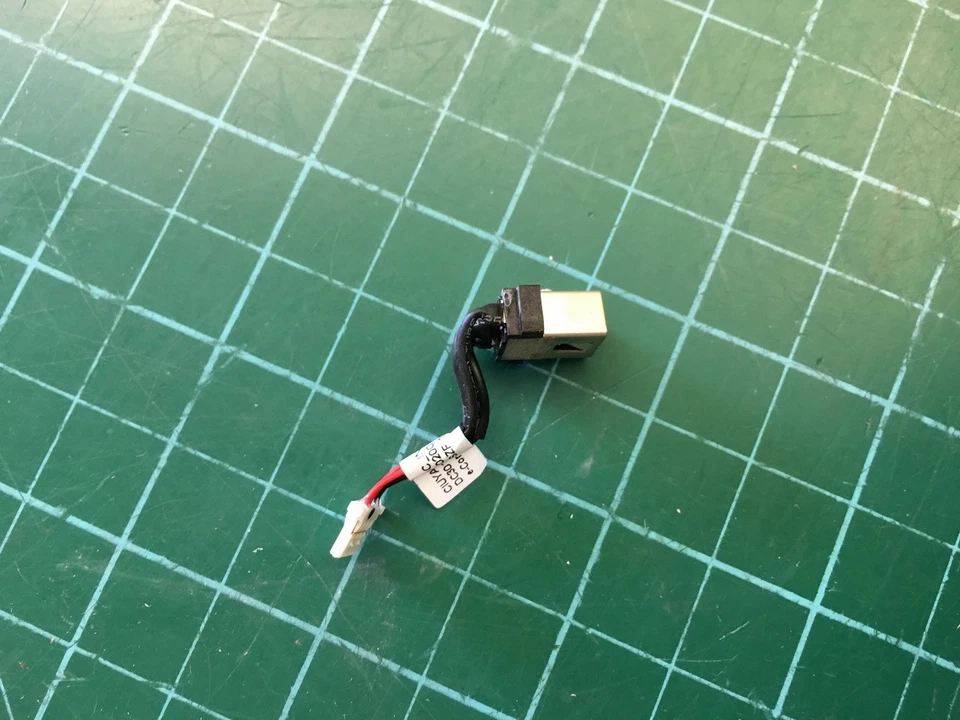 Conector de alimentación DC-IN para computadora portátil Lenovo IdeaPad Flex 5-1570 con cable DC301010200 Foto 1 de 1