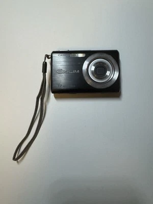 Casio Exilim EX-Z70 7.2 MP Digital Camera Tested and Working - Image 1 of 4