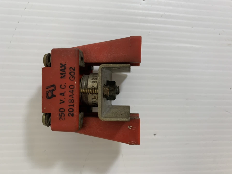 Rectificador Westinghouse 2018A40 250 VAC Foto 1 de 3