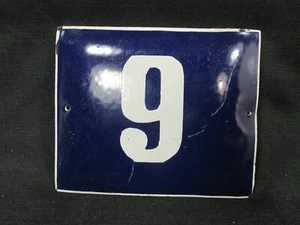N° 9 VINTAGE RETRO ANTIQUE BULGARIAN HOUSE NUMBER ENAMEL PLATE SIGN - Picture 1 of 3