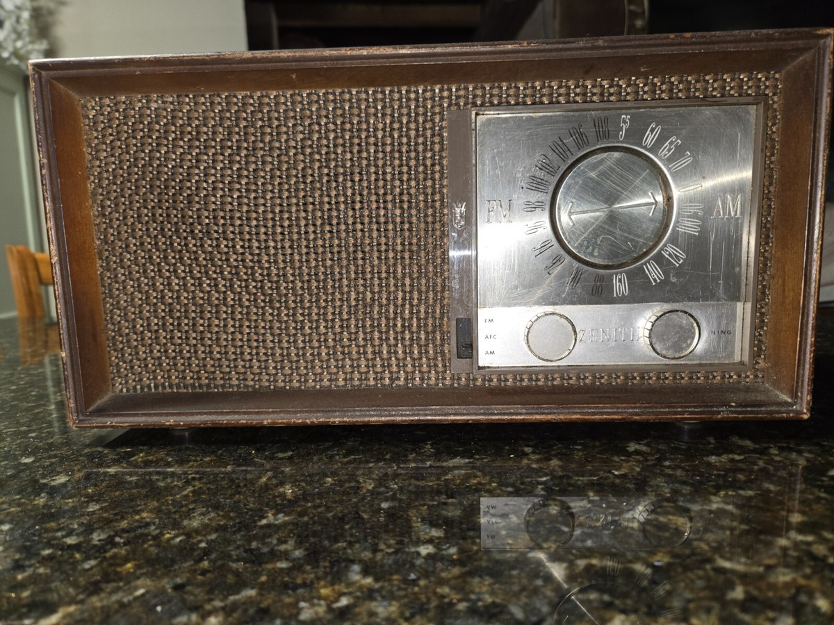 Preços baixos em Gabinete de rádio de Madeira Indiana Rádios Preços baixos em Gabinete de rádio de Madeira Indiana Rádios