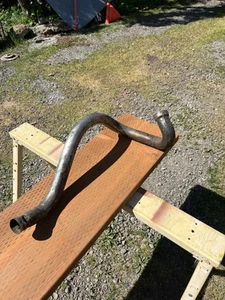  OEM HARLEY DAVIDSON DUO-GLIDE REAR CROSSOVER EXHAUST PIPE   - Picture 1 of 8