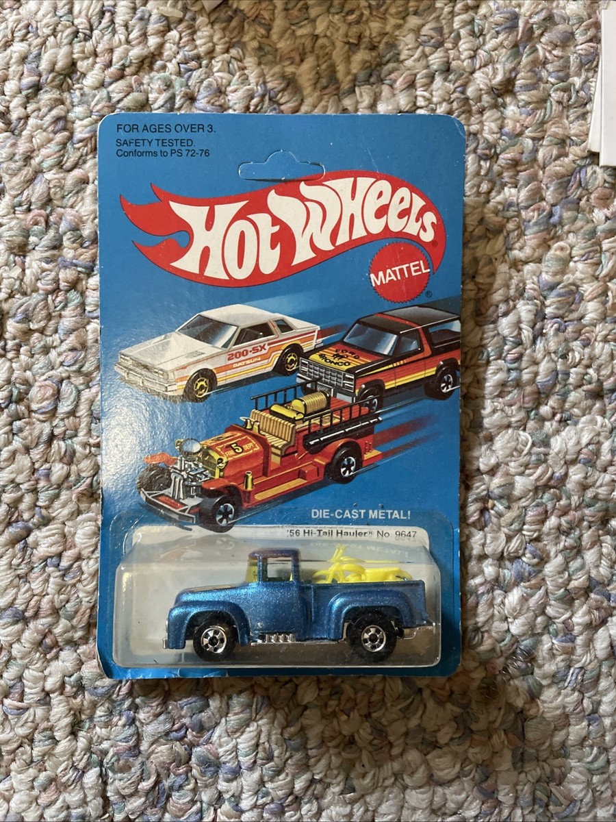 ミニカー HOTWHEELS NEO CLASSIC '56 FORD Amazon.com: Hot Wheels 1956 Ford F-100, Classics Series 1 #4