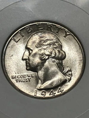 1944 P Beautiful High Grade Washington Quarter - Image 1 of 3