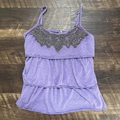 Babydoll Charlotte Russe vintage Y2K con cuentas púrpura con volantes en capas tanque pequeño Foto 1 de 4
