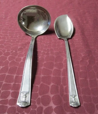 Cuchillo de gelatina y cucharón de salsa CENTURY 1923 antiguo plateado sin monogramas BU Foto 1 de 3