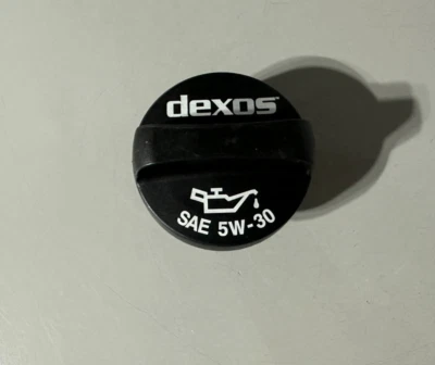 Tapa de llenado de aceite de motor Chevrolet Malibu Impala 2005-2024 SAE 5W-30 OEM 12642516 Foto 1 de 4