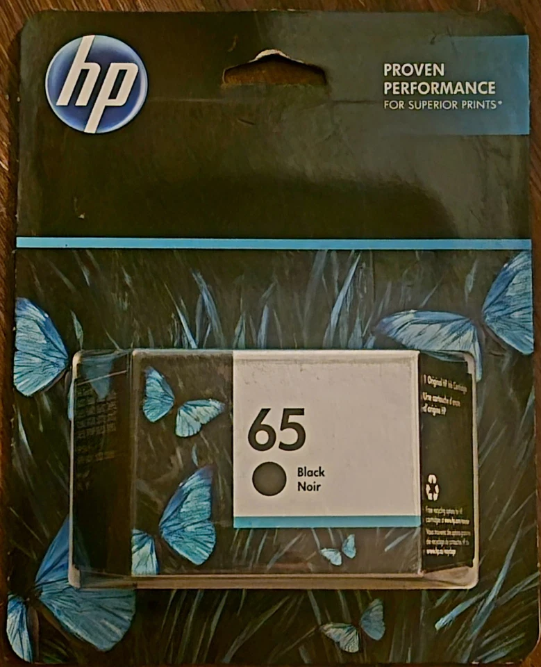 Cartucho de tinta original HP 65 (negro) sin abrir en paquete de venta al por menor.  Foto 1 de 1